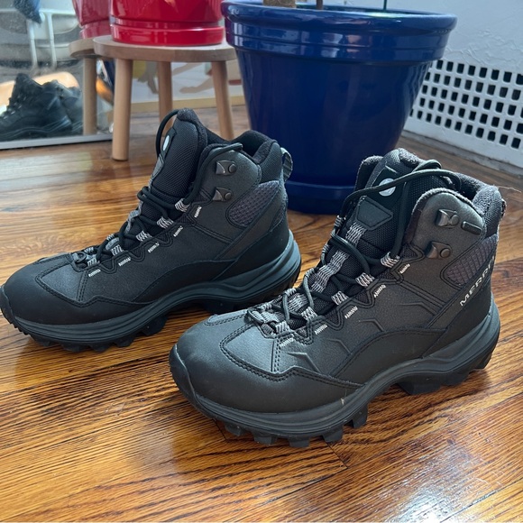 Merrell Waterproof Boots - Picture 3 of 9